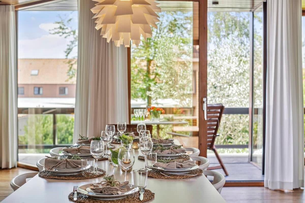 Eighties Modernist Design House With Garden Near The Beach Ostenda Zewnętrze zdjęcie